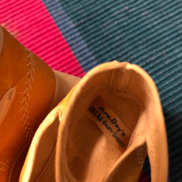 Vintage 40’s Mary Janes in box - Picture 4 of 4